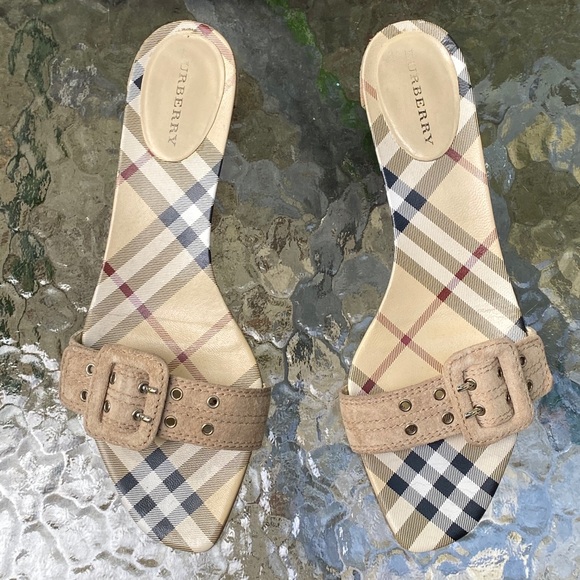 Burberry Beige Nova Check Suede Sandals - Picture 11 of 16